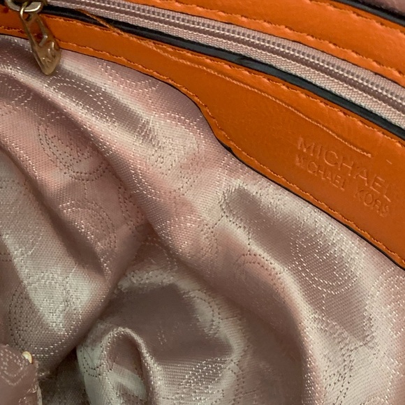 Michael Kors Logo Womens Handbag Satchel Bag pre-owned VGC designer logo 🤎 - Picture 12 of 16
